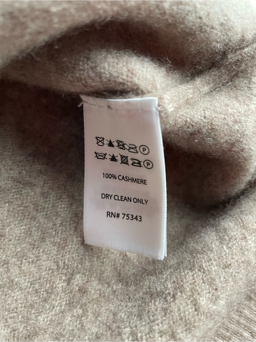 NWOT Anthro Maeve Shorts & Glamorous 100% Cashmere Tahari sweater SMALL - Picture 4 of 11